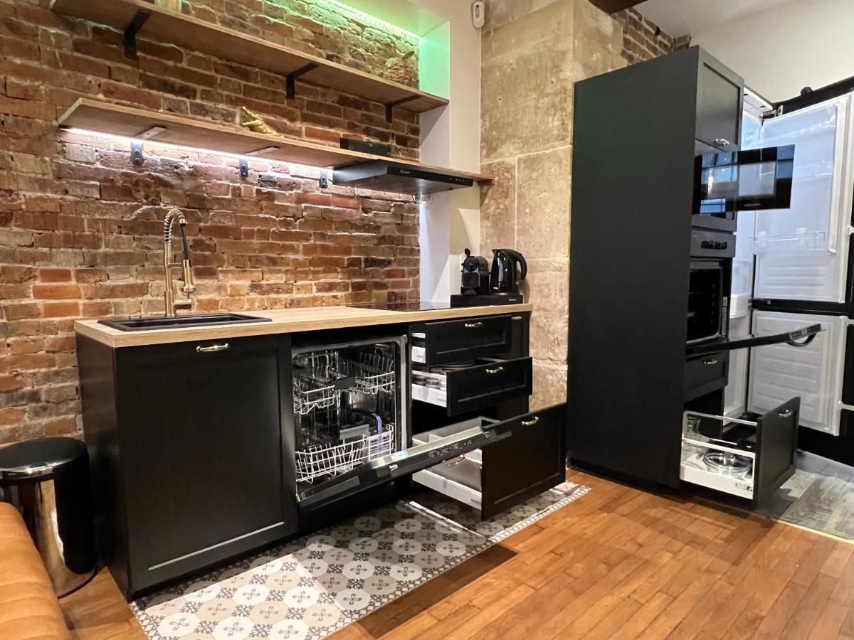 Good Vibes Luxurious Loft In Paris 11Th, With Ac & Table Football Экстерьер фото